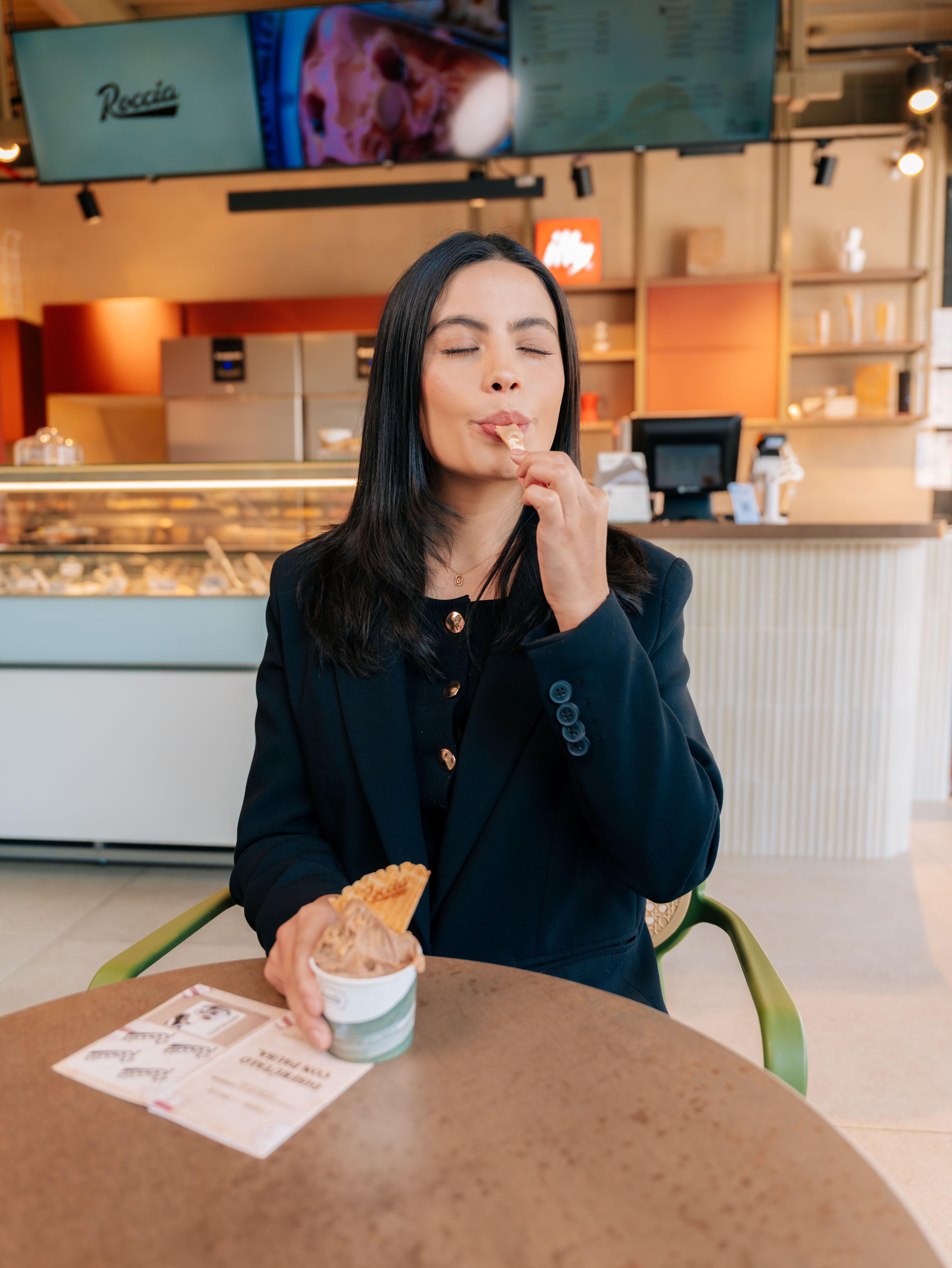 Affogato Roccia — espresso illy sobre vainilla artesanal