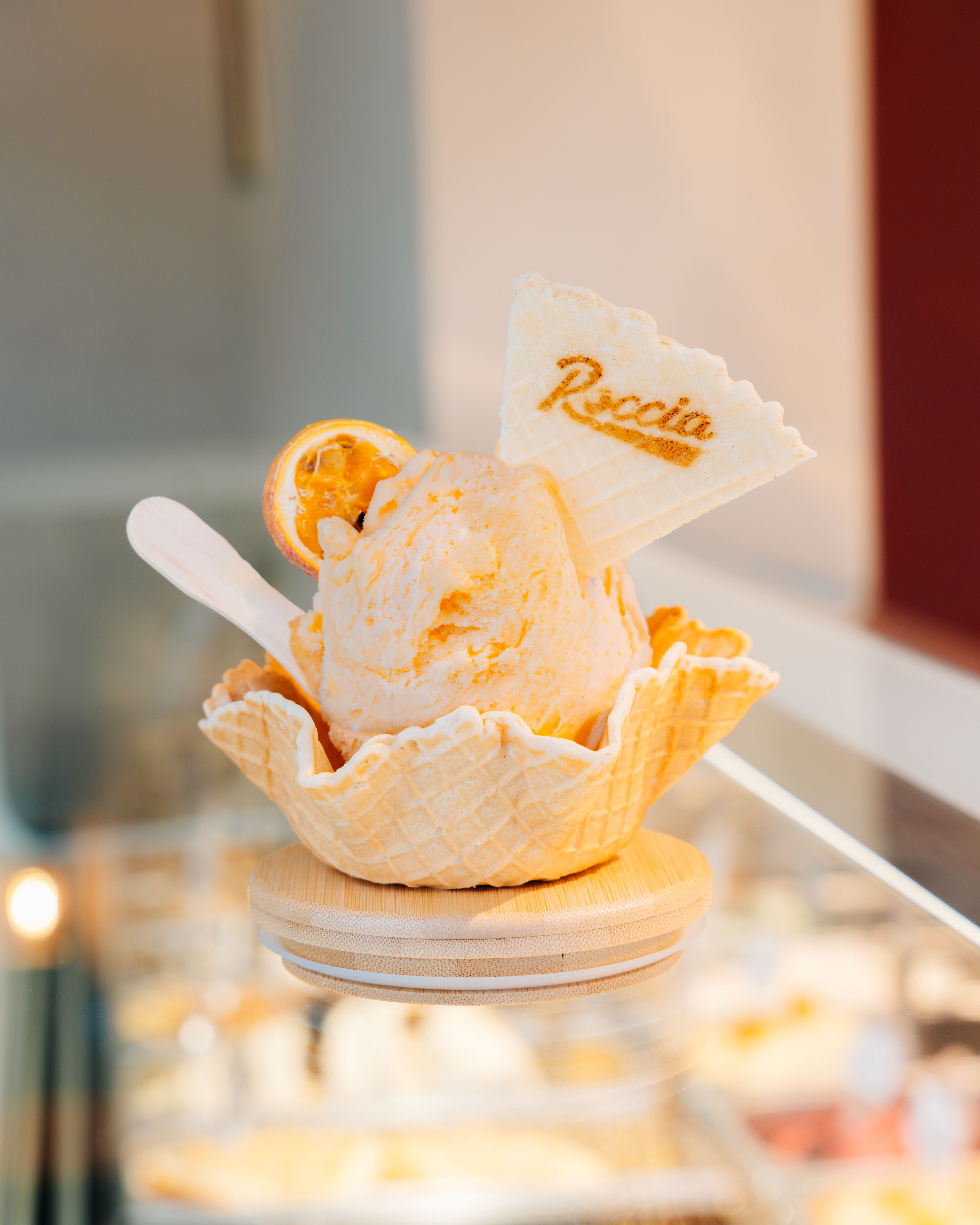 Brioscia con waffle bowl